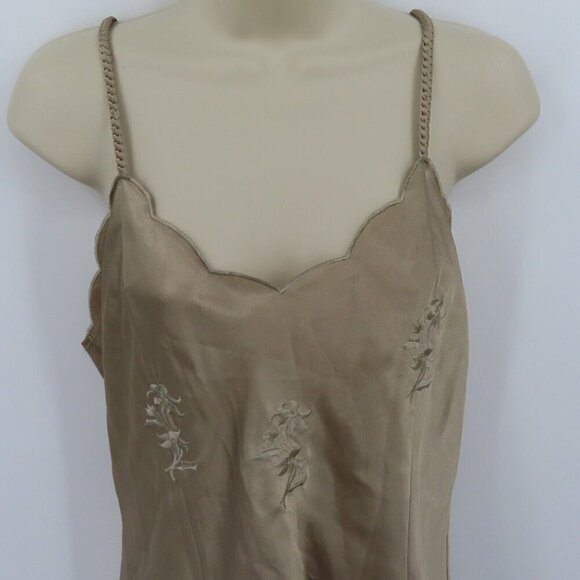 Erika Taylor Womens Small Beige Scallop Braided Embroidered Flower Nightgown VTG - Picture 2 of 9